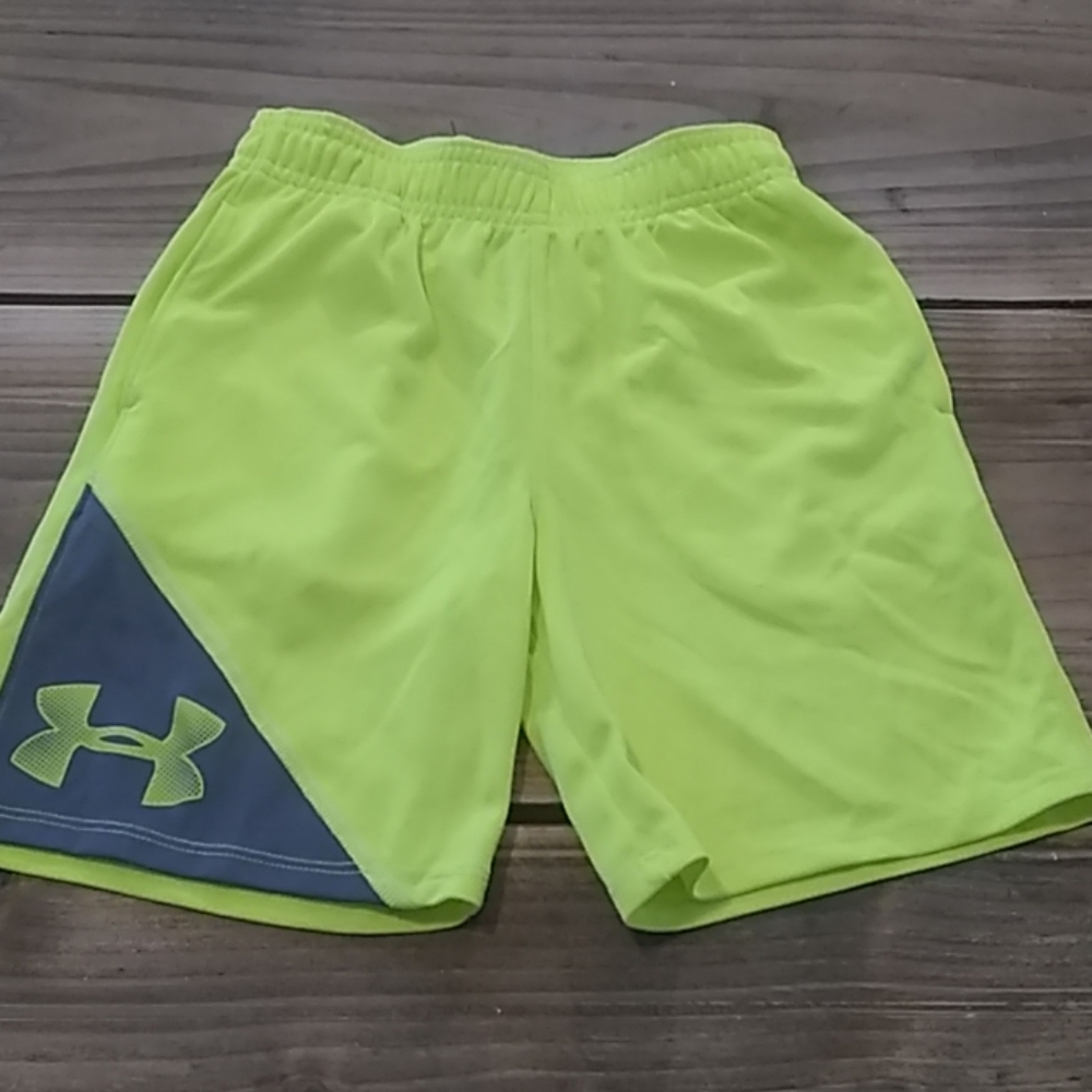 Under Armour (6) Neon Yellow Shorts